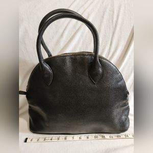 Black Express womans medium handbag